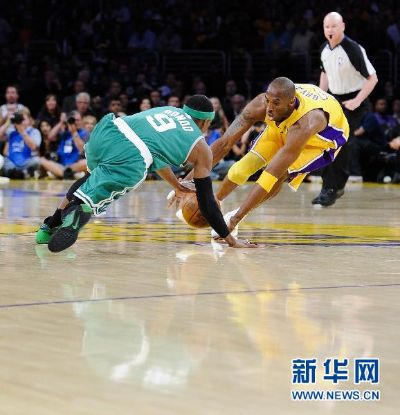 2009湖人vs黄蜂 回顾经典NBA比赛：2009年湖人对阵黄蜂